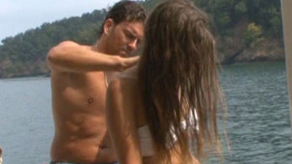 Algo ha surgido entre Carolina y José