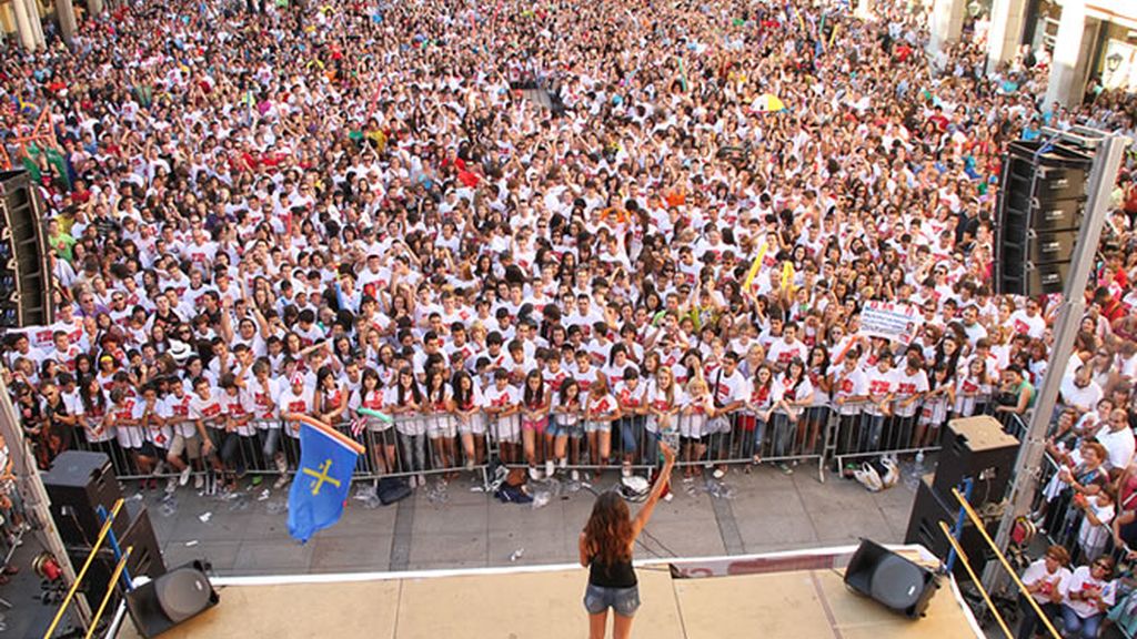 La plaza Mayor de Astorga estaba hasta arriba