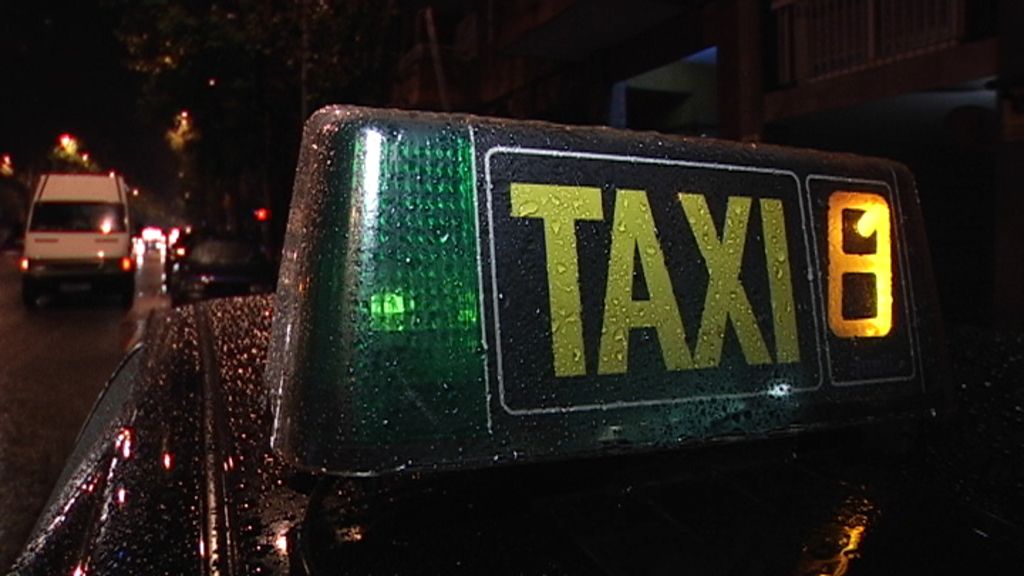 'Callejeros' nos enseña la noche a vista de taxi