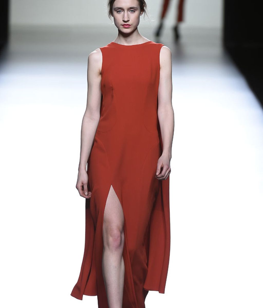 Roberto Torretta revisita la moda de los 70’