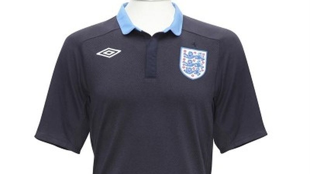 Segunda equipación de Inglaterra