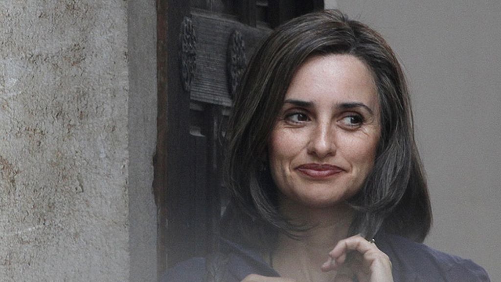 Penélope, tristeza bajo la lluvia en Sarajevo