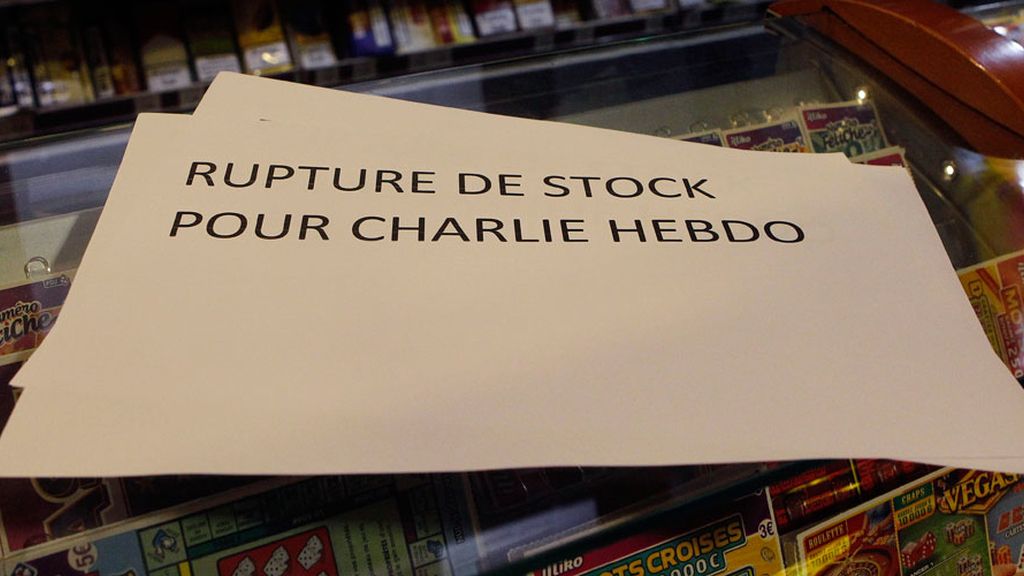 Agotado el primero número de Charlie Hebdo tras la masacre
