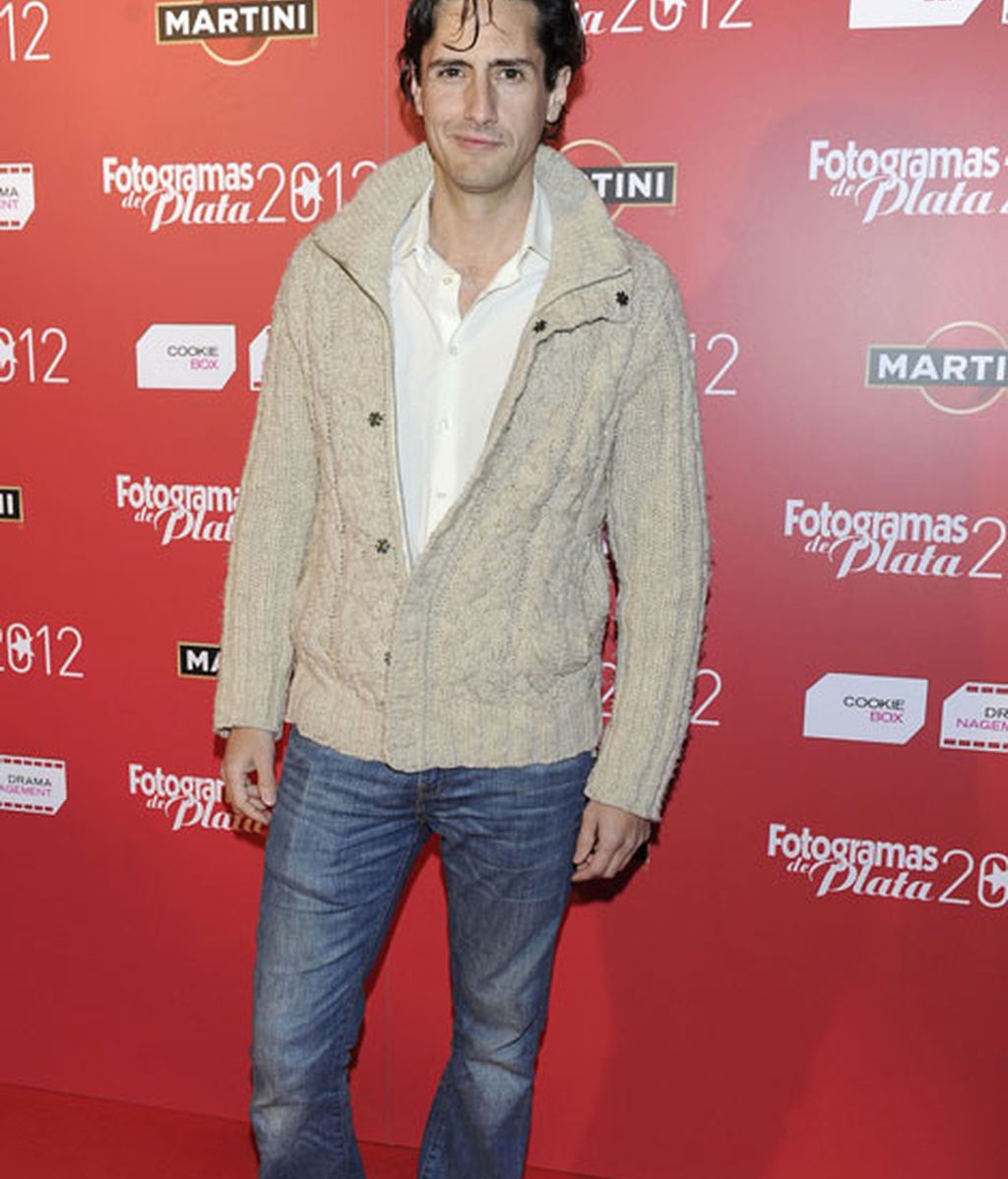 Juan Diego Botto, pasa de la elegancia y se decanta por la comodidad