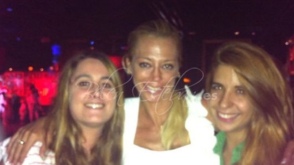 ¡Andreíta celebra la fiesta de su 12 cumpleaños en la discoteca Budha!