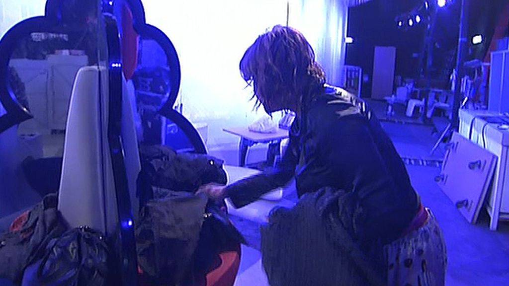 La presentadora recorrió Telecinco en busca de los colaboradores