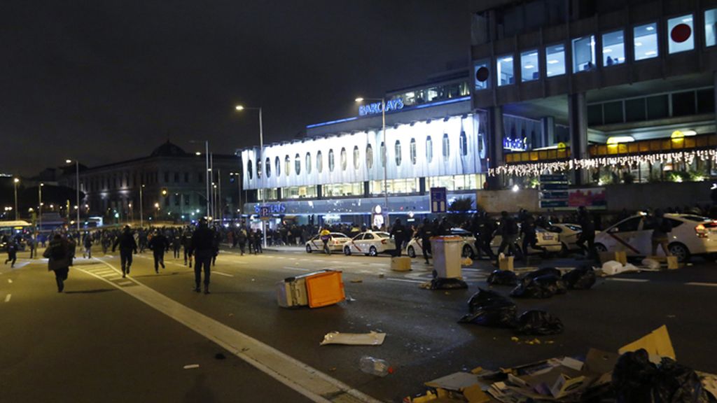 Maniestación en Madrid ante la sede del PP contra las obras en Gamonal