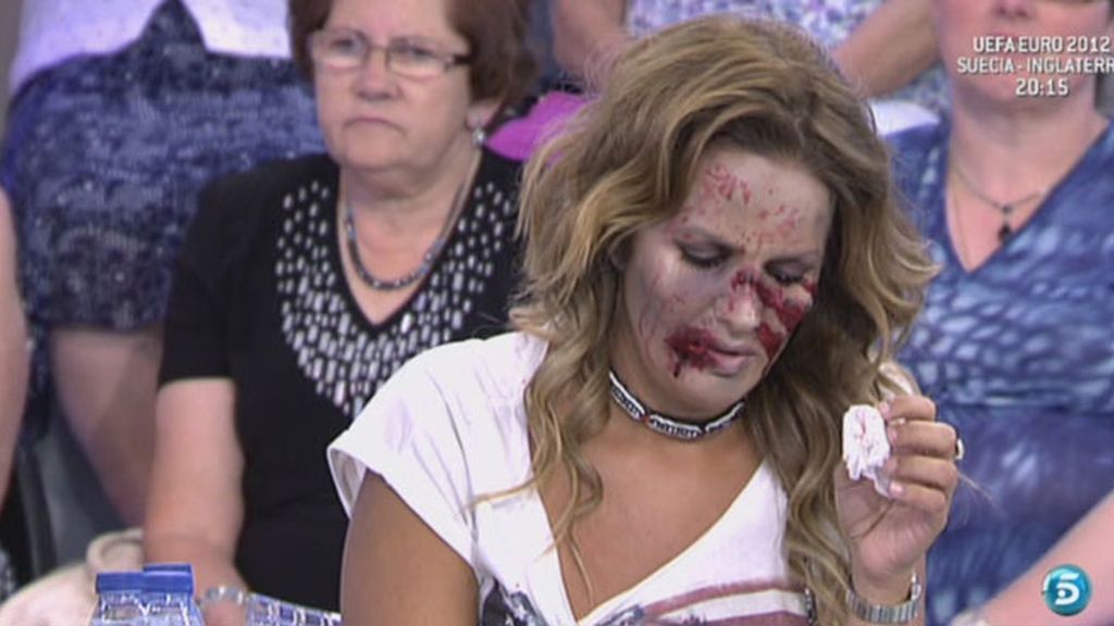 La colaboradora se caracteriza