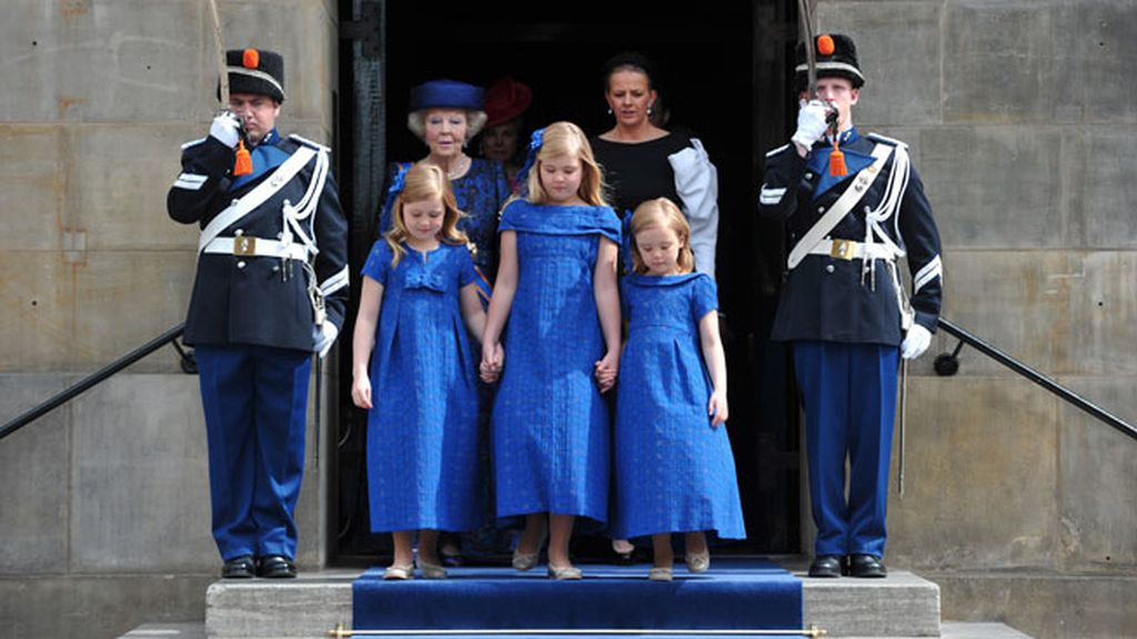 Las princesas Catalina (nueva heredera), Alexia y Ariane