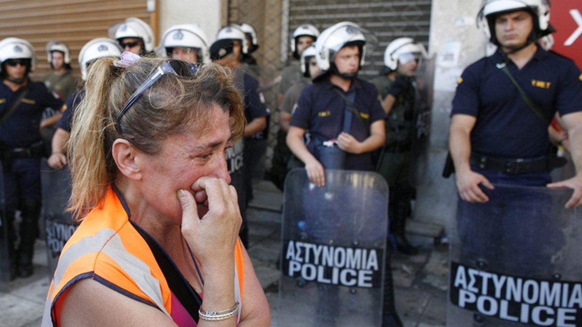 Ayuntamientos y policía local en huelga contra el acuerdo con la Troika