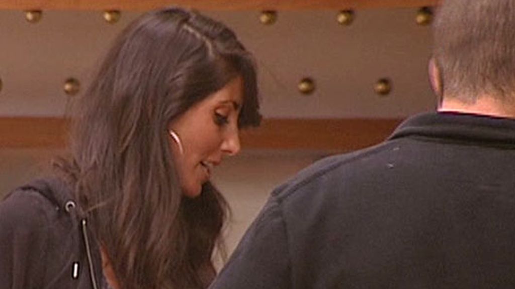 Arturo y Carol, mucho feeling en su primera noche juntos