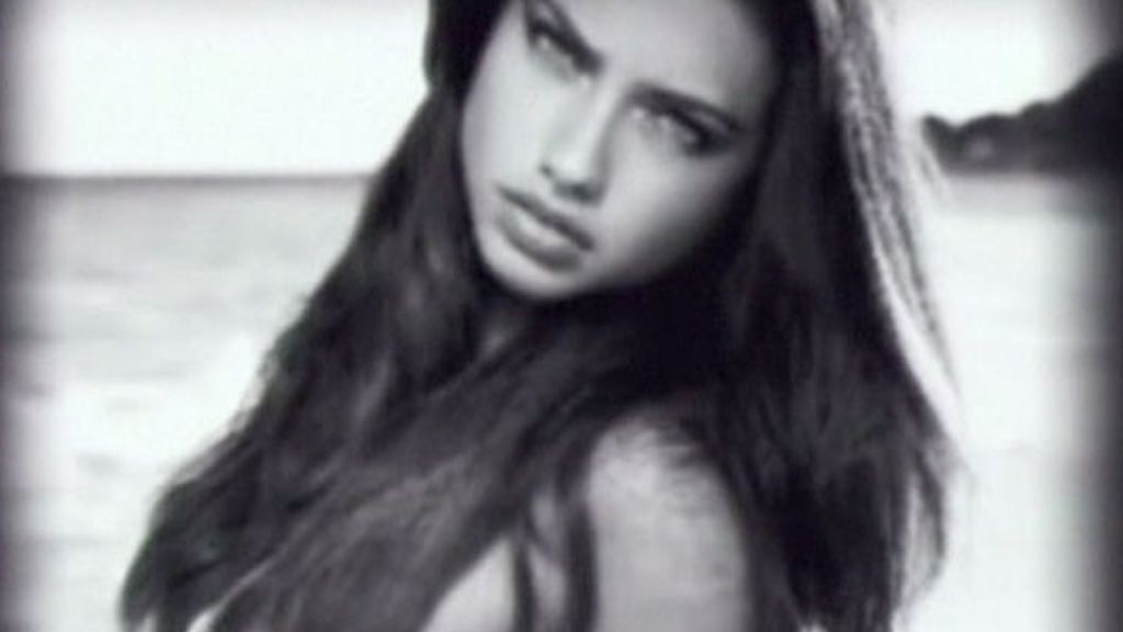 Guapa incluso en blanco y negro