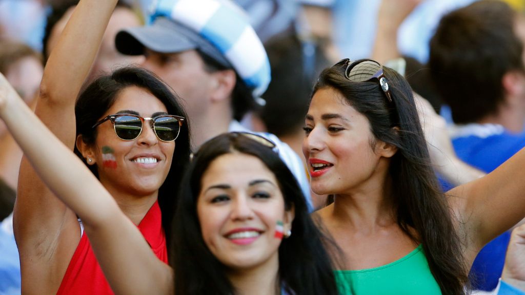 En fotos, las aficionadas que han cautivado a las cámaras en Brasil