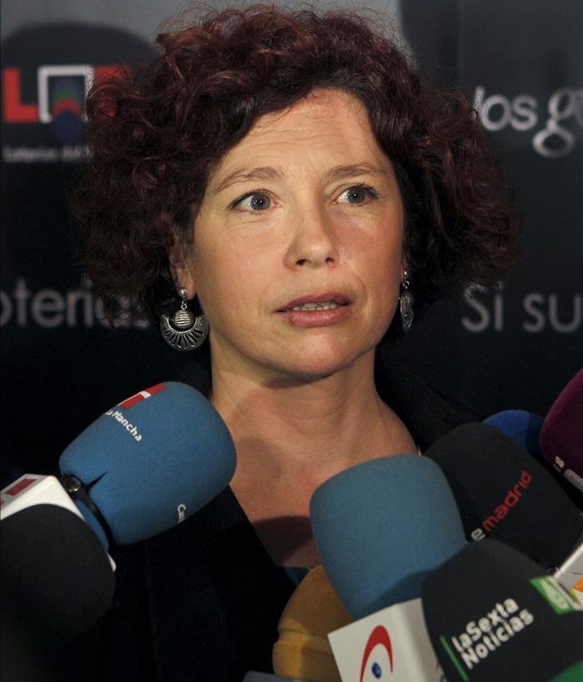 La directora de cine y vicepresidenta de la Academia de Cine, Iciar Bollaín atiende a los periodistas. EFE/Archivo