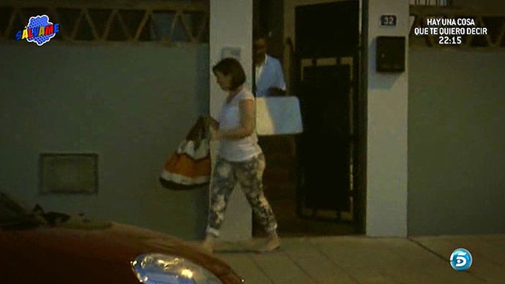 La cantante acude a la casa de Jessica Bueno a recoger al pequeño