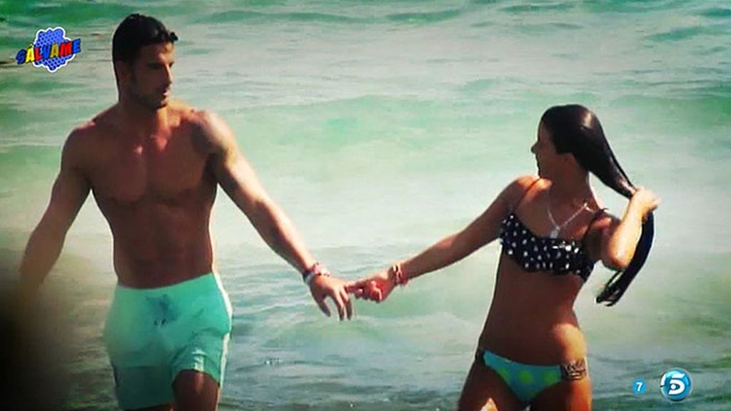 Aitor Ocio disfruta de un día de sol junto a su chica