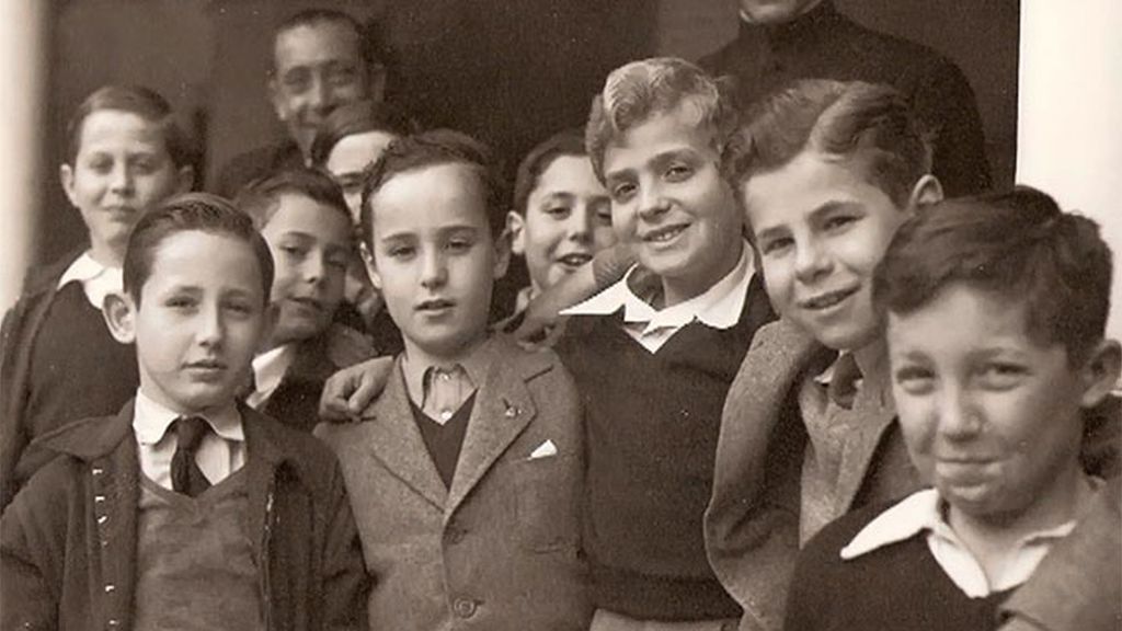 Su infancia y adolescencia en Estoril y Las Jarillas