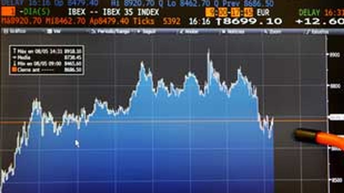 El Ibex abrió en positivo, impulsado por la compra de bonos españoles e italianos. FOTO: EFE