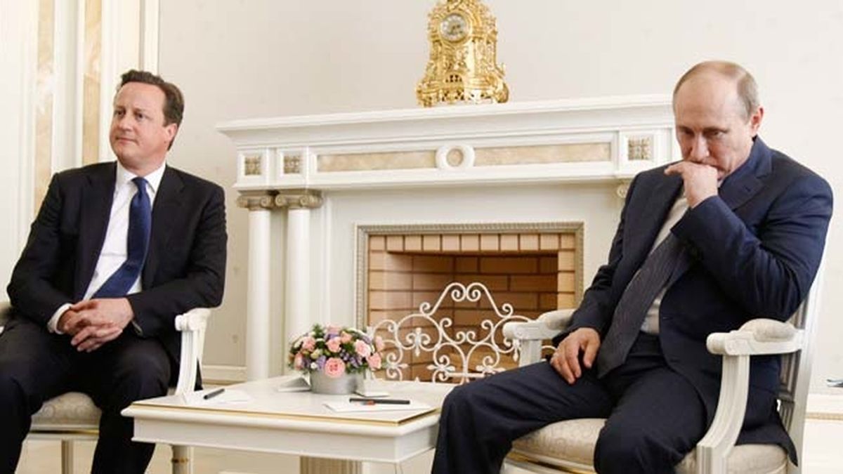Cameron y Putin se reúnen para tratar el conflicto sirio