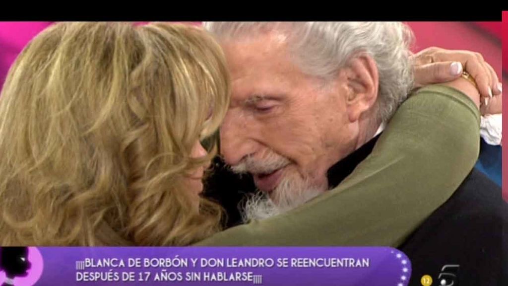 El abrazo de Leandro de Borbón y su hija, tras 17 años