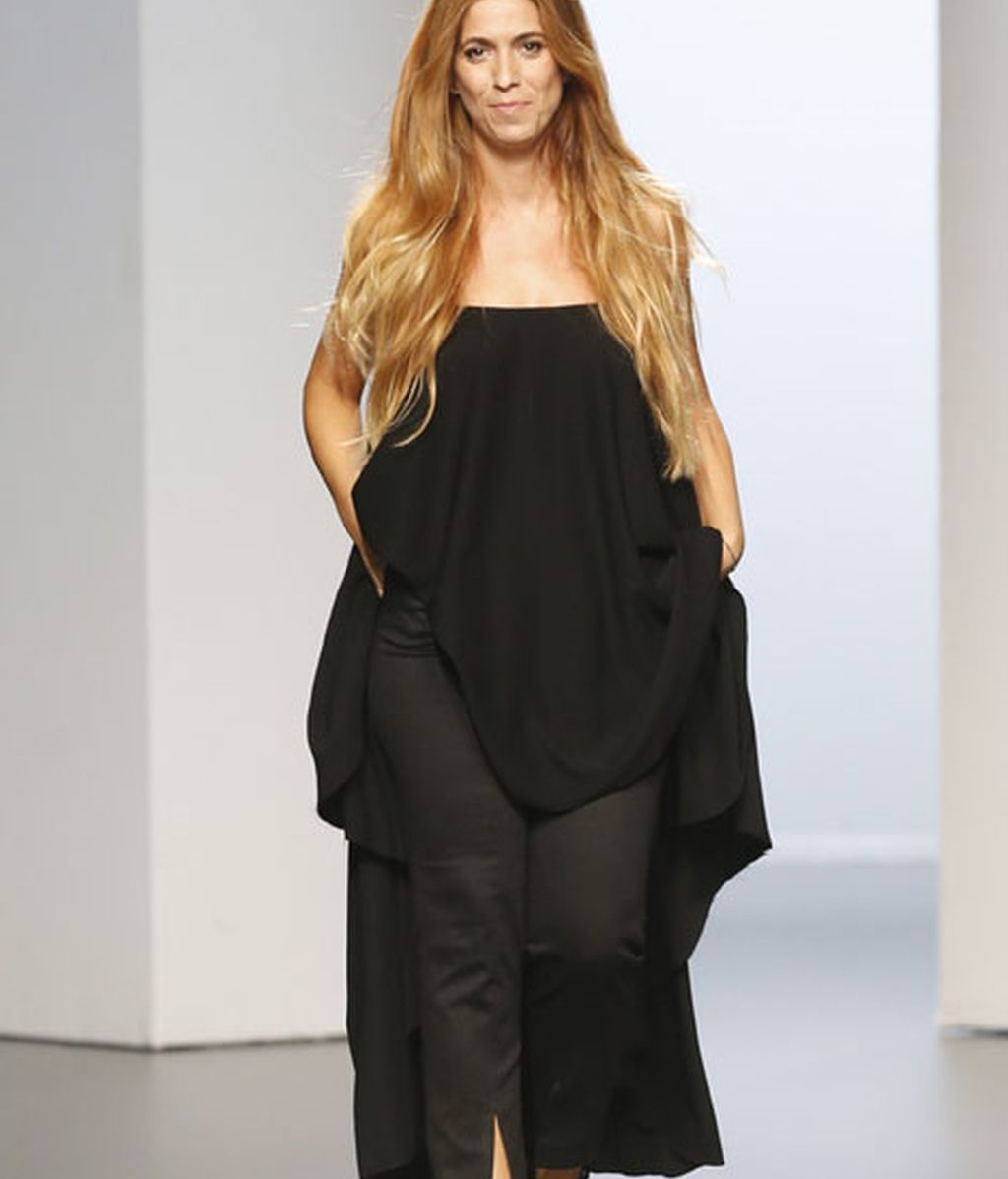 Contención de volúmenes y apuesta por líneas rectas