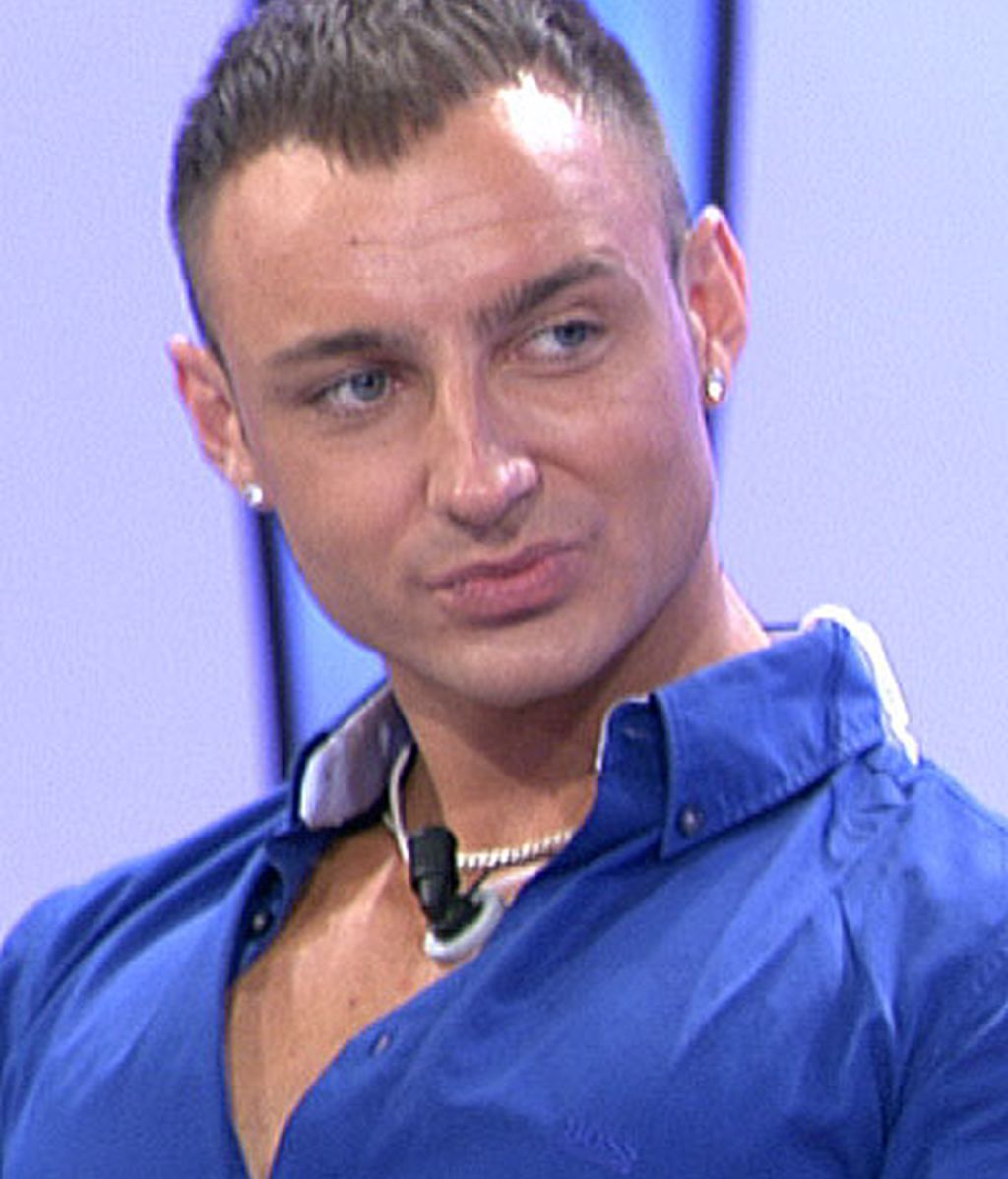 Los pretendientes de Indhira