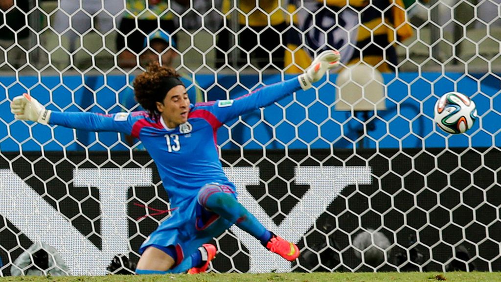 Cuatro paradas para la historia del fútbol mexicano