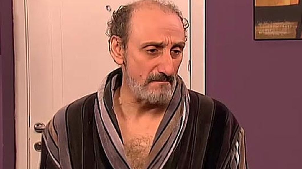 Araceli echa a Enrique de su casa