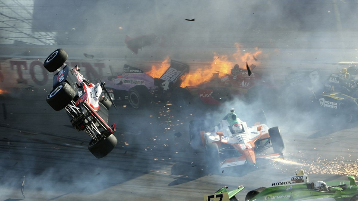 Fallece un piloto en un espectacular accidente en la IndyCar