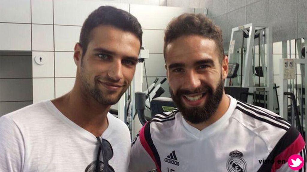 También pudo fotografiarse con Dani Carvajal