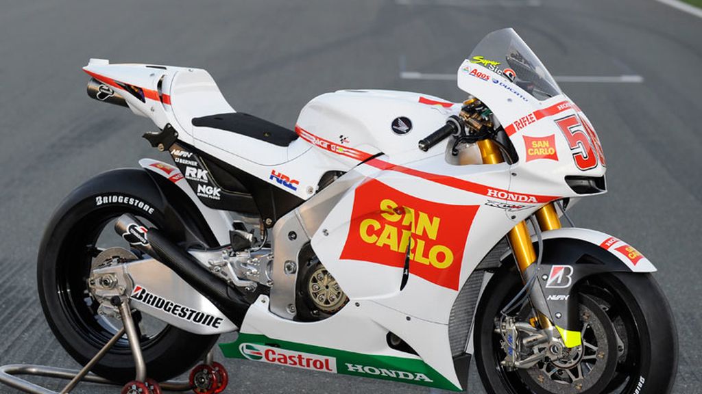 Honda cederá dos motos a la familia Simoncelli para una subasta