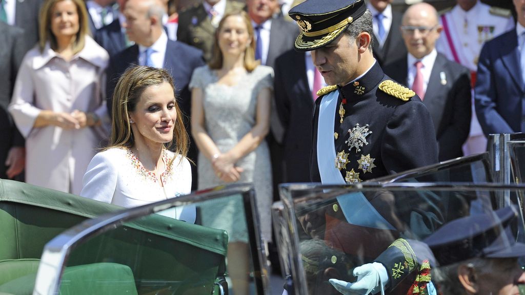 Los Reyes, a punto de iniciar el paseo por las calles de Madrid