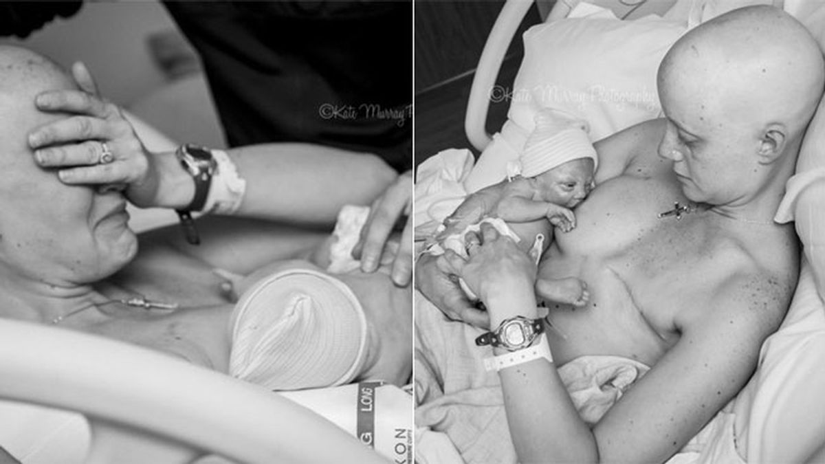 Una mujes mastectomizada da el pecho a su bebé