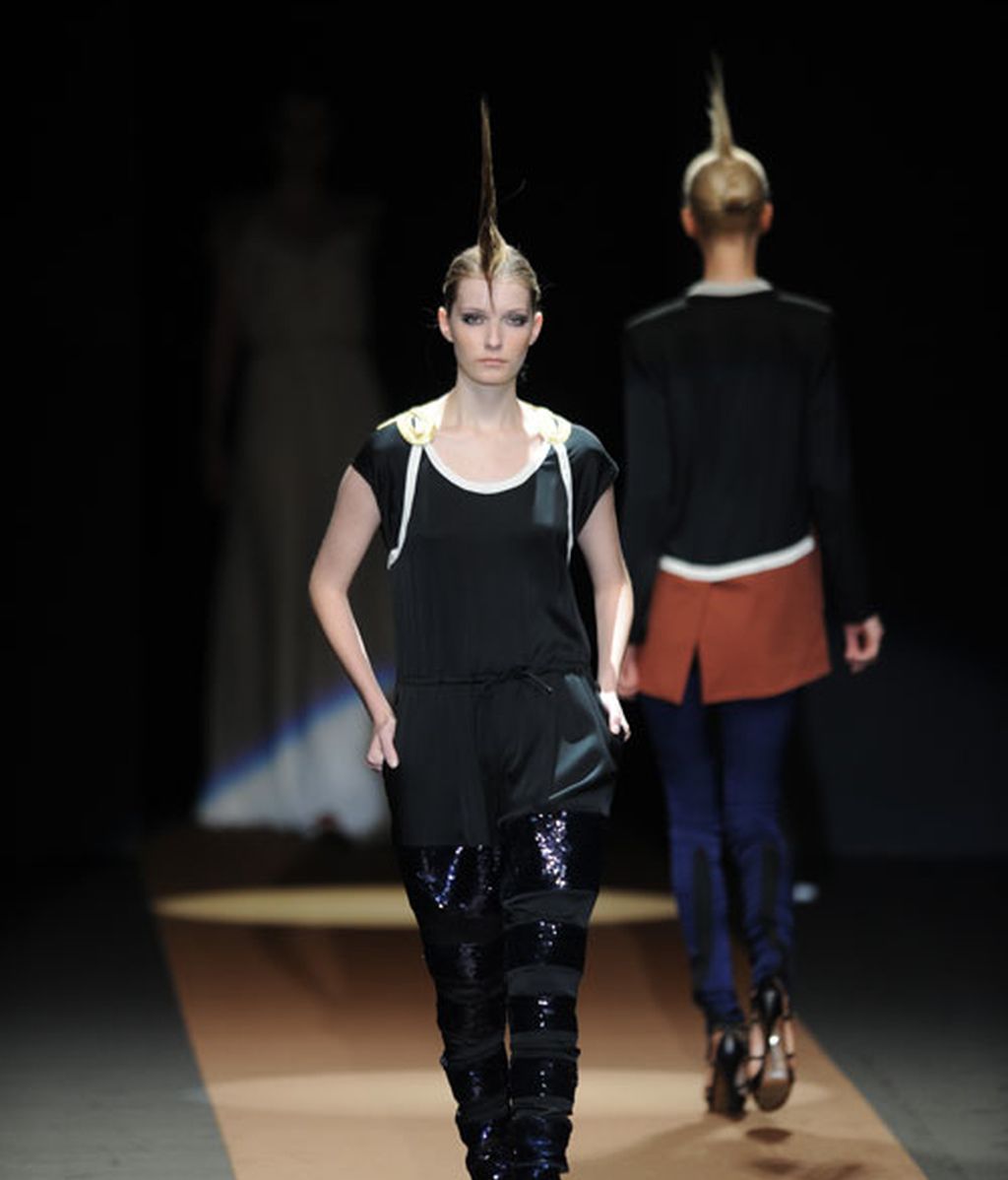 Miguel Palacio llena la pasarela de crestas