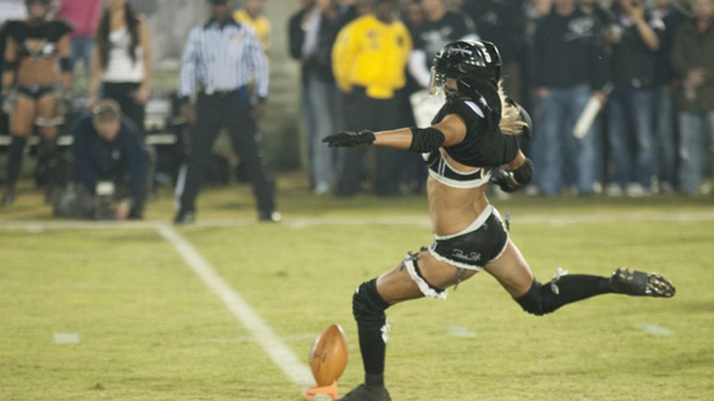 La sexy Liga de fútbol en ropa interior