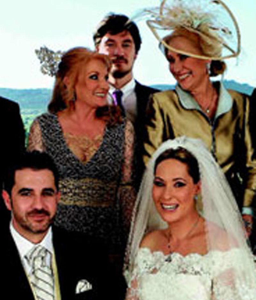 La boda de Chayo, los detalles de la portada de Hola