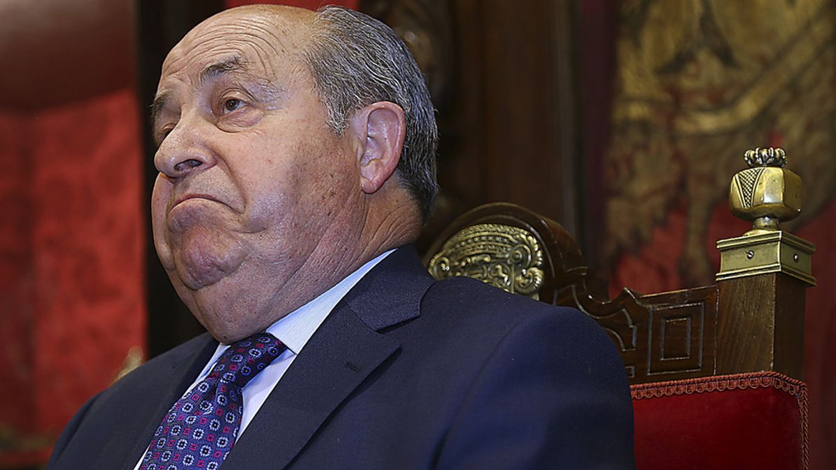 El alcalde de Granada no dimitirá porque "no ha habido corrupción" en la gestión