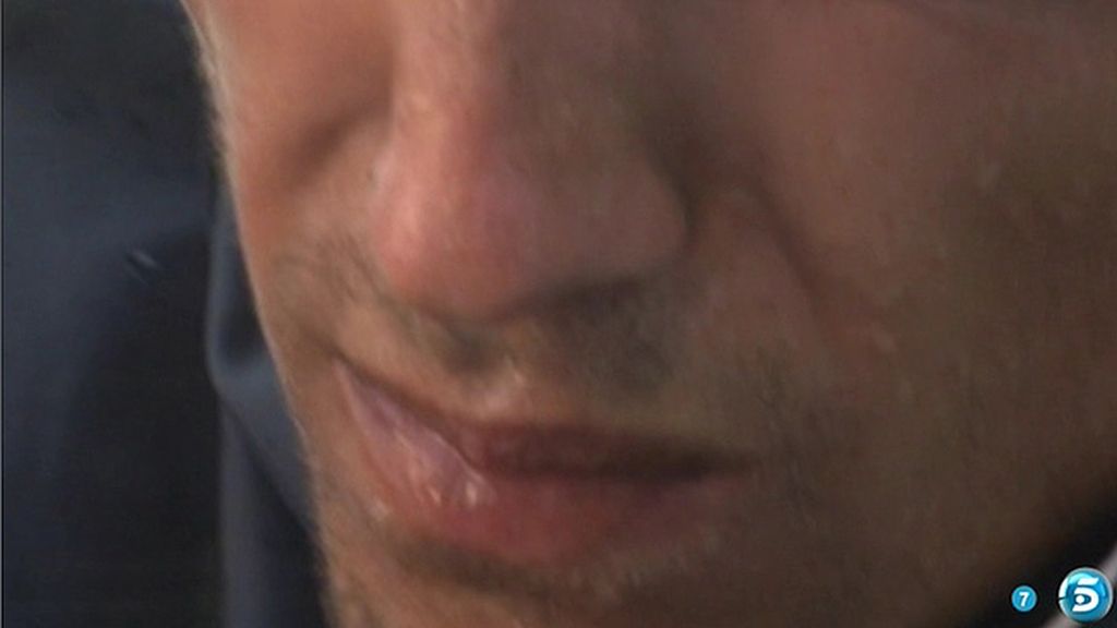 Una barca evacúa a los concursantes de Cayo Paloma