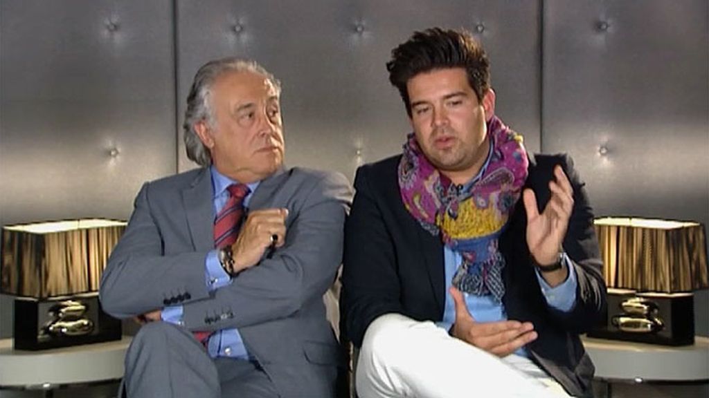 Armando y Alexis, dos hombres de negocios que buscan la mujer perfecta