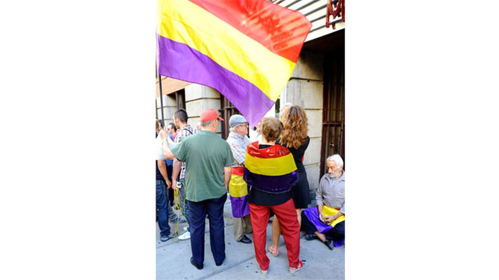 Capilla ardiente de Santiago Carrillo
