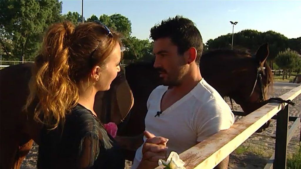 Nano se gana los besos de Gina