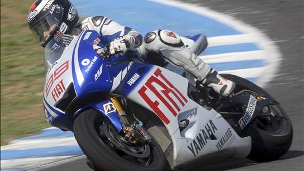 El piloto español de Moto GP,Jorge Lorenzo, durante los test oficiales IRTA que se realizan en Jerez. EFE