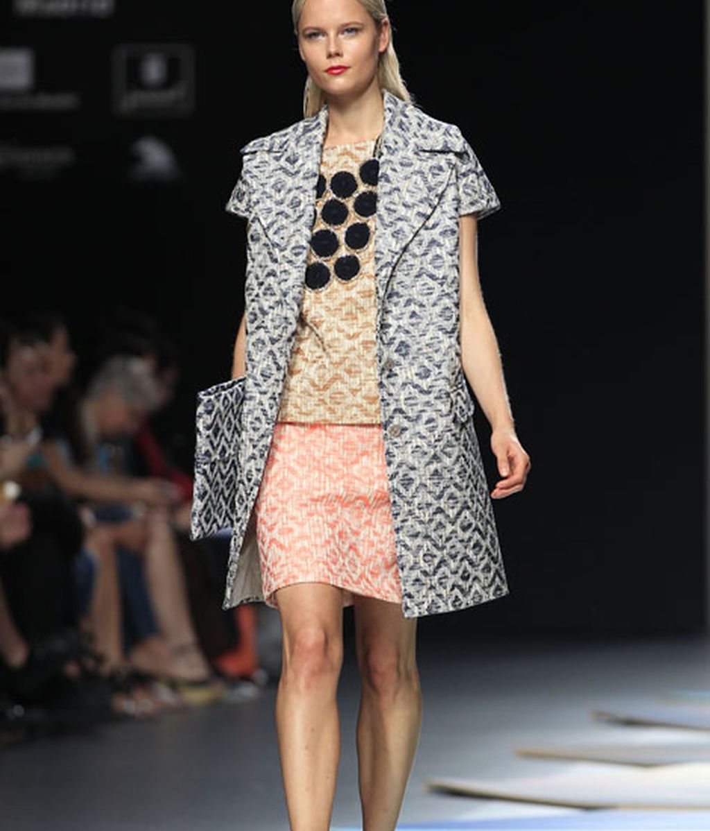 Líneas puras, geometrías y colores empolvados