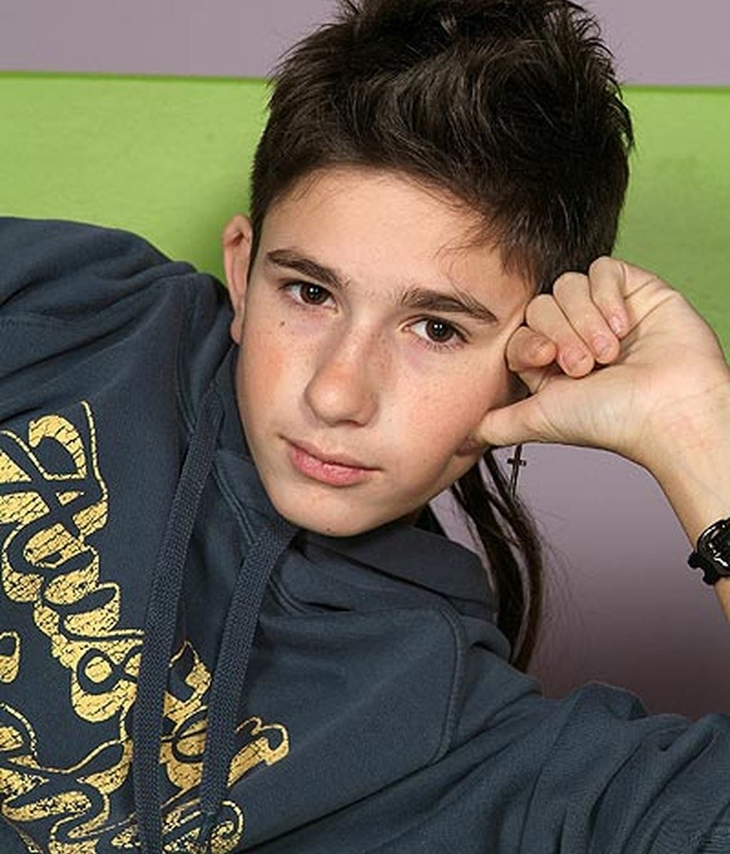 Jonathan (David Castillo)