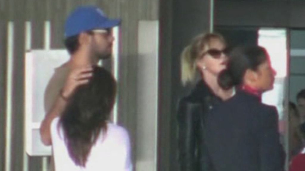 Los mimos de Eva Longoria y Eduardo Cruz