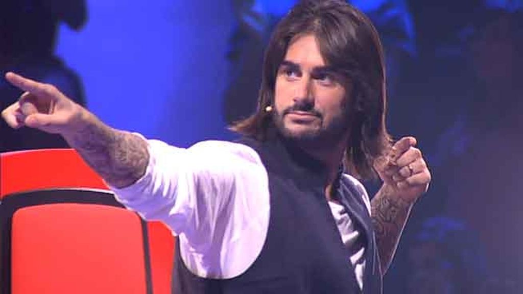 Melendi , el ‘coach’ con más ‘arte giratorio’