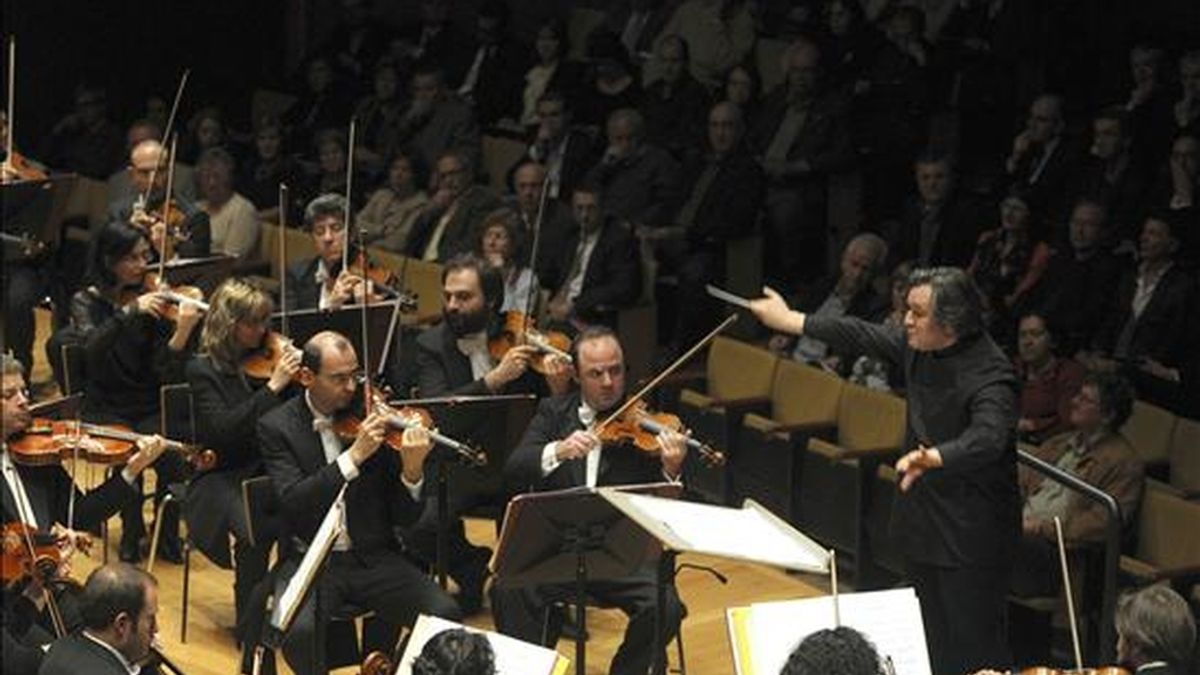La "Accademia Nazionale di Santa Cecilia" de Roma interpreta el famoso "Réquiem" de Verdi con el maestro Antonio Pappano al frente. EFE/Archivo
