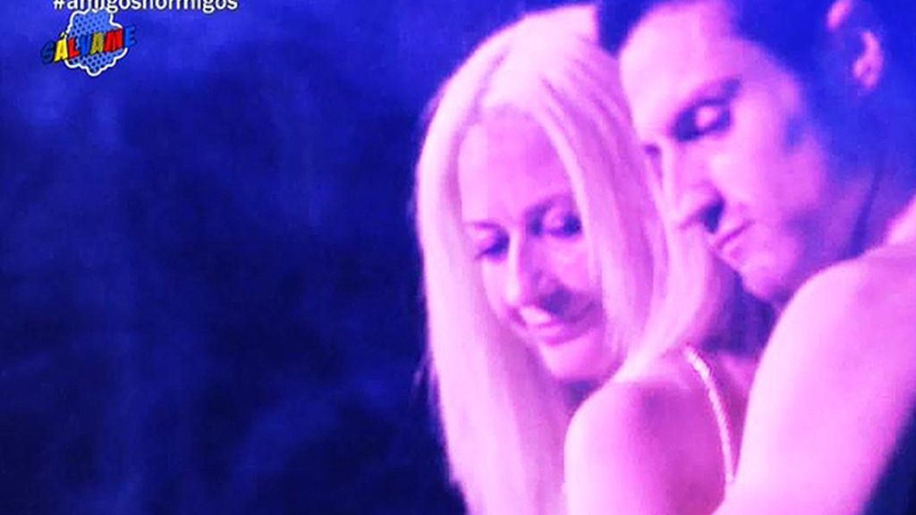 Olvido y Abel, cuerpo con cuerpo