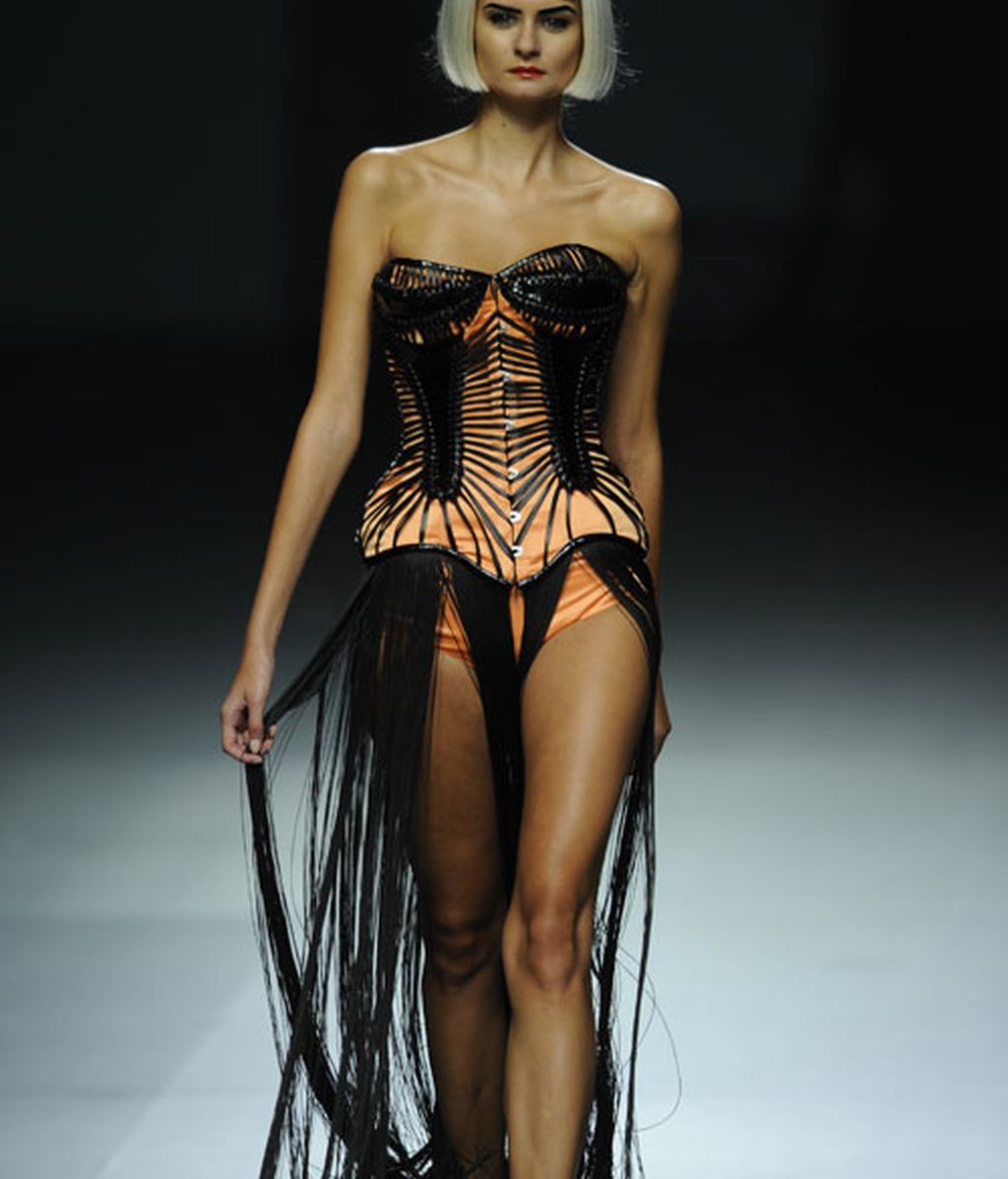 Así son los fetiches de Maya Hansen