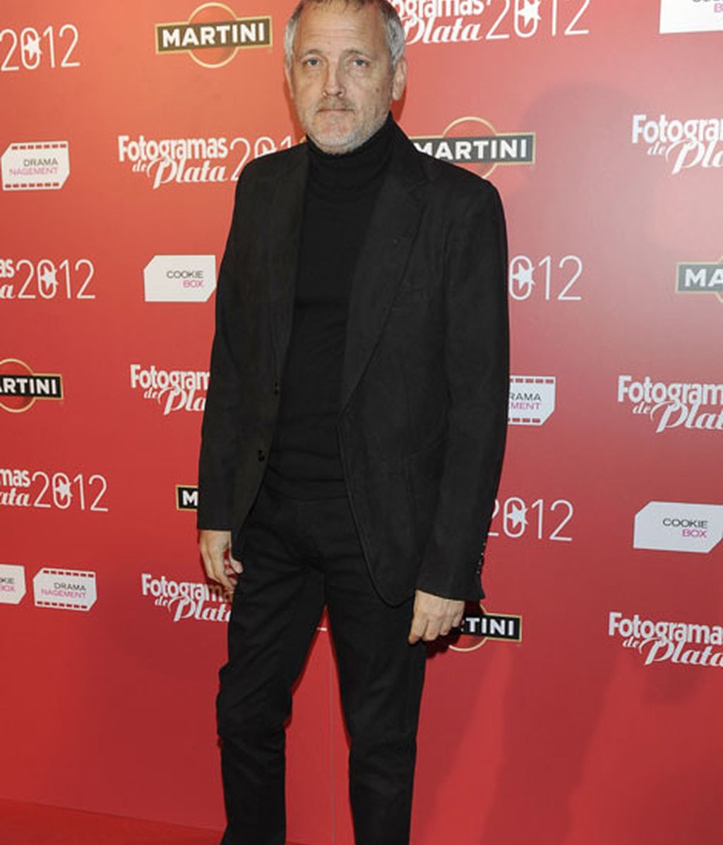 Jordi Rebellón se une al look del negro